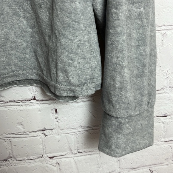 TWO Justice Stranger Things Long Sleeve PJ Tops - Picture 9 of 12